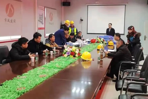 1609316100419158.jpg 南昌市住建局專家蒞臨桃花南路安置房項(xiàng)目開展考核評(píng)價(jià)工作600400P3.jpg