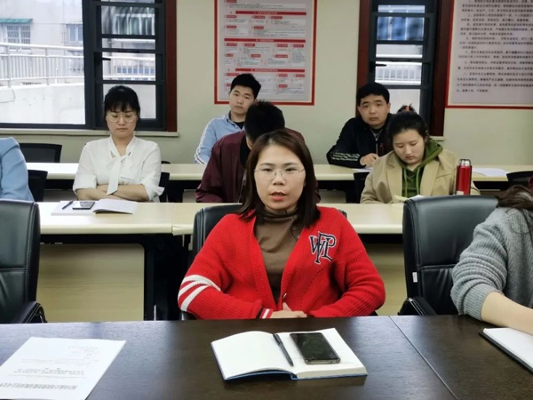 1619506158993720.jpg 市政建設(shè)集團(tuán)黨群辦組織召開宣傳管理辦法宣貫6003.jpg