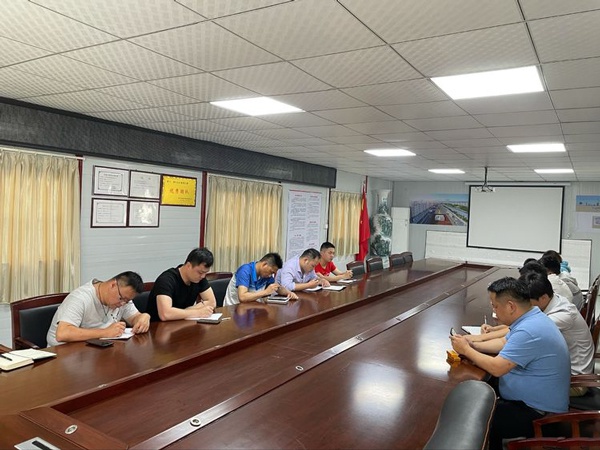 1620283097212144.jpg 市政建設(shè)集團(tuán)斗南路提升改造工程項(xiàng)目開展部署動員會6001.jpg