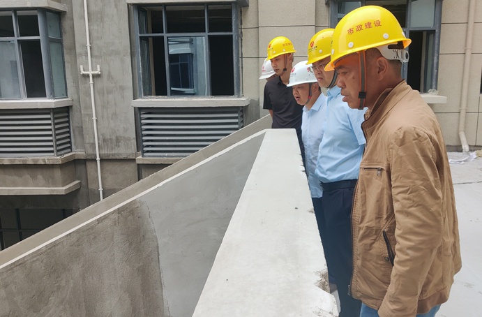 1634867993401771.jpg 付海華前往生態(tài)農(nóng)業(yè)示范園研發(fā)大樓項(xiàng)目檢查指導(dǎo)691.jpg