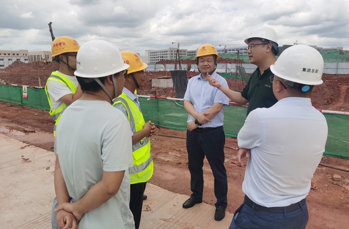 市政建設(shè)呂文到贛州谷山公寓保障性租賃住房項(xiàng)目調(diào)研 市政建設(shè)呂文到贛州谷山公寓保障性租賃住房項(xiàng)目調(diào)研