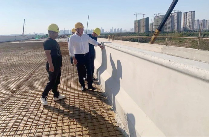 南昌市政建設集團徐旭深入小藍大道快速化新建工程項目調研 南昌市政建設集團徐旭深入小藍大道快速化新建工程項目調研