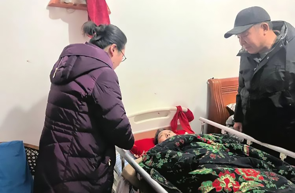 南昌市政建設(shè)集團(tuán)開(kāi)展2024年春節(jié)“送溫暖”走訪慰問(wèn)行動(dòng) 南昌市政建設(shè)集團(tuán)開(kāi)展2024年春節(jié)“送溫暖”走訪慰問(wèn)行動(dòng)