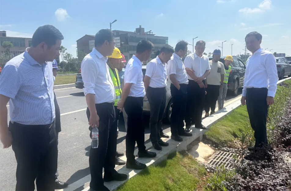 萬義輝到廣州路東延項目調研 萬義輝到廣州路東延項目調研