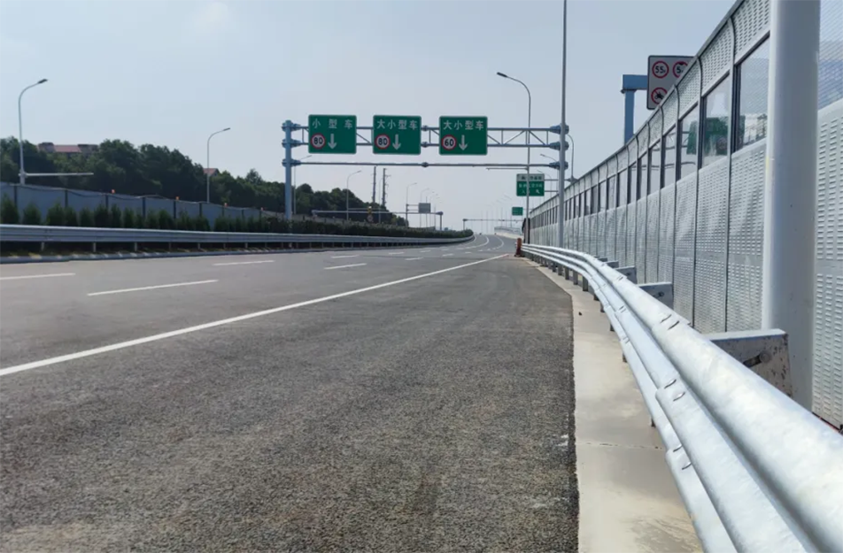 南昌市政建設(shè)集團有限公司項目榮獲“南昌市建筑工程安全文明標(biāo)準(zhǔn)化示范工地”稱號 南昌市政建設(shè)集團有限公司項目榮獲“南昌市建筑工程安全文明標(biāo)準(zhǔn)化示范工地”稱號